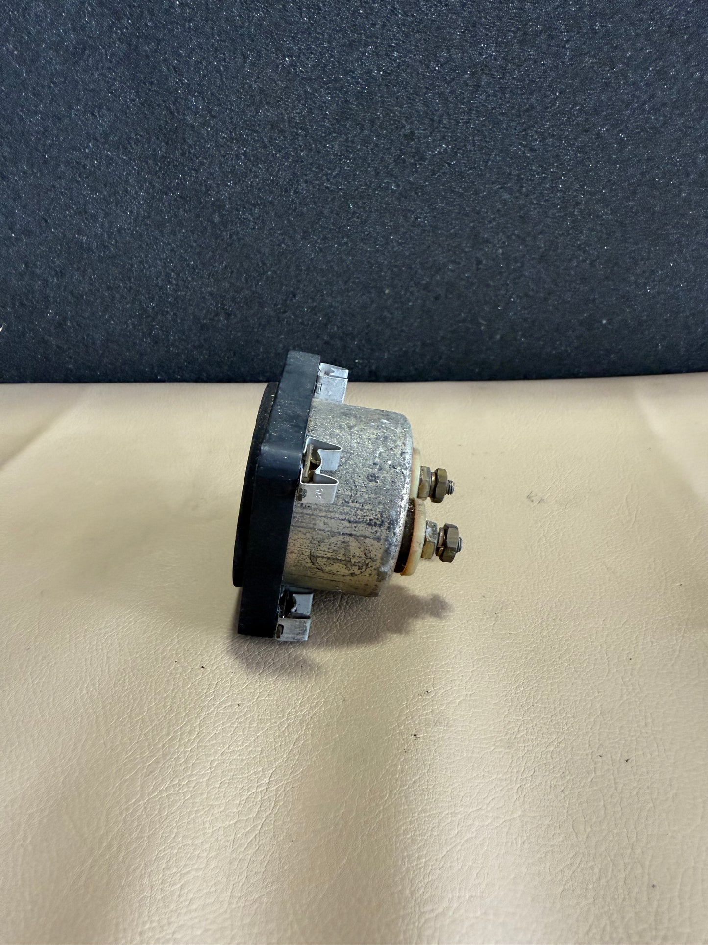 Amperes Gauge