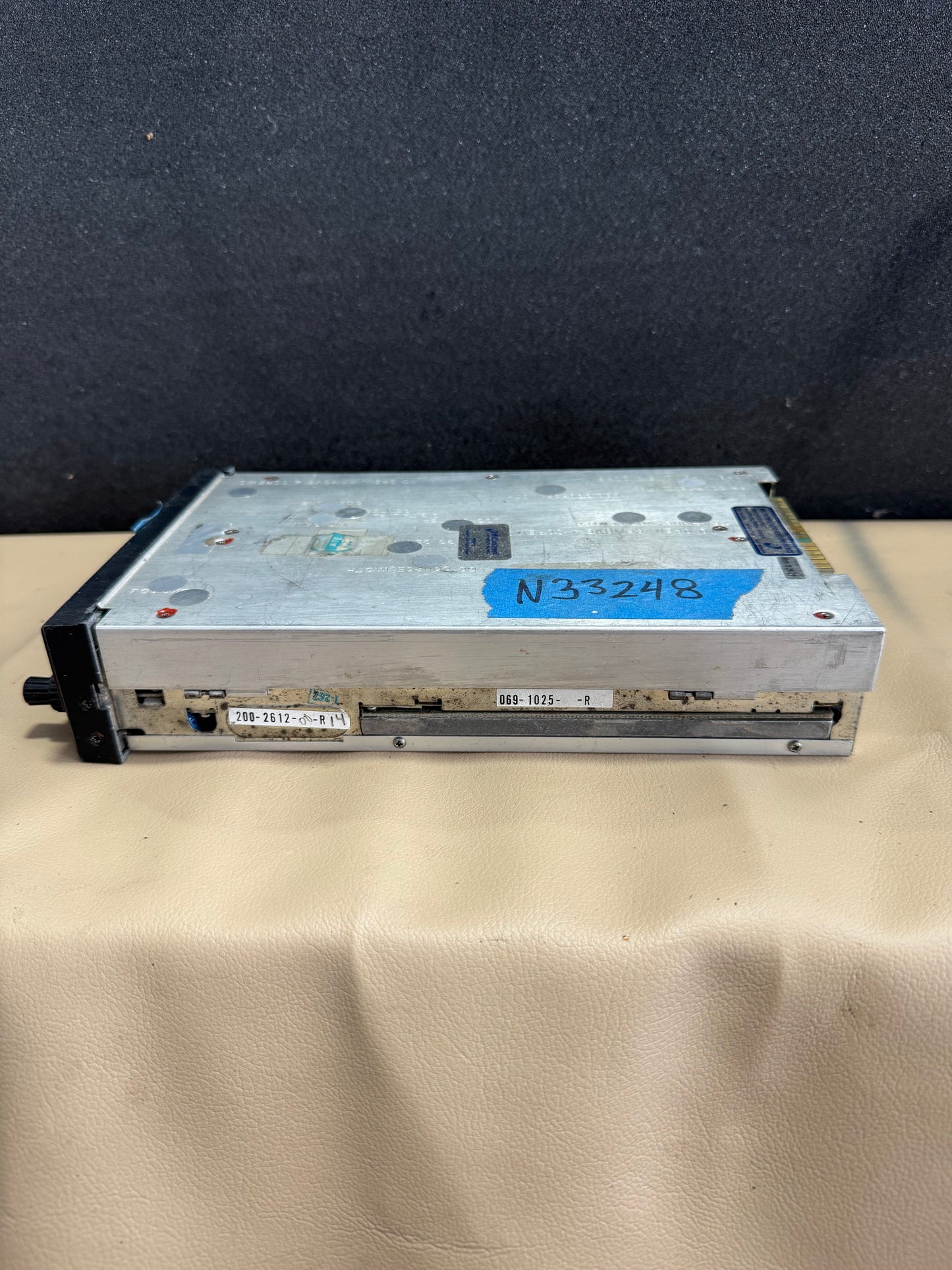 Bendix / King KX-165 Comm/Nav Transceiver | P/n 069-1025-00