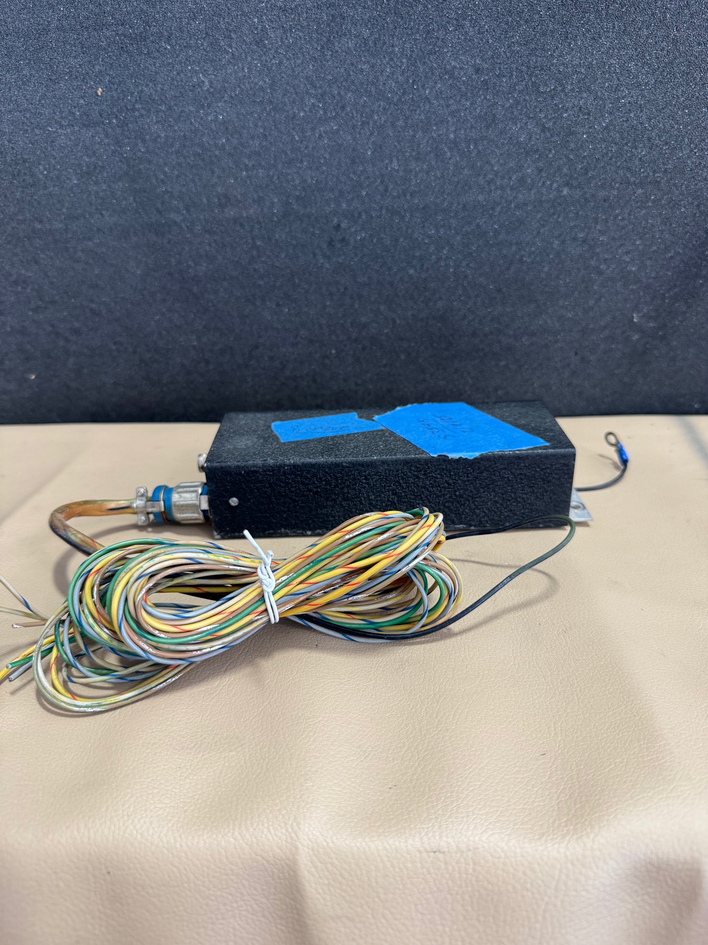 Cessna R-402A Marker Beacon Reciever | P/N 42410-5128
