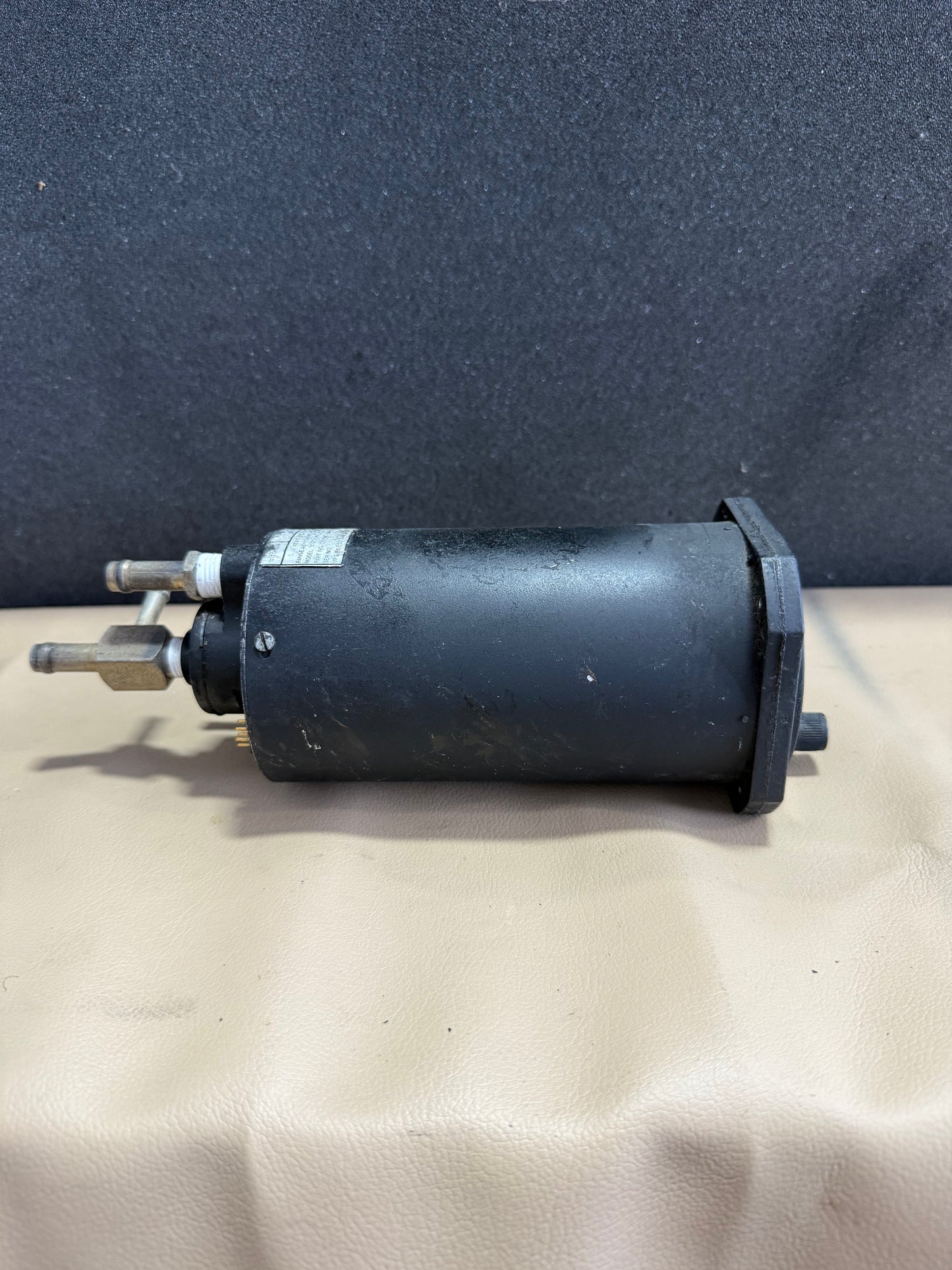 Mitchell Attitude Indicator | P/N 23-501-04-2