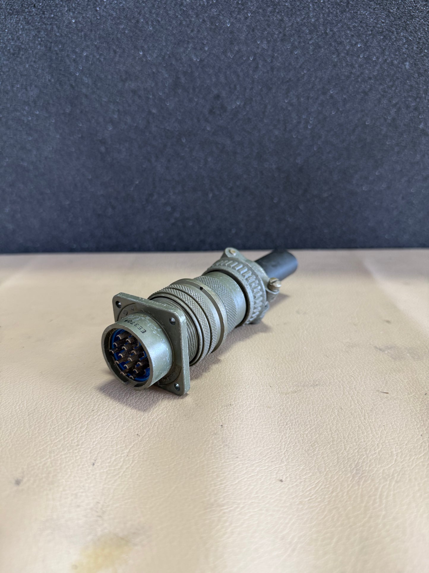 Amphenol Industrial Connector | P/N MS3106A20-27S | P/N MS3102A20-27P
