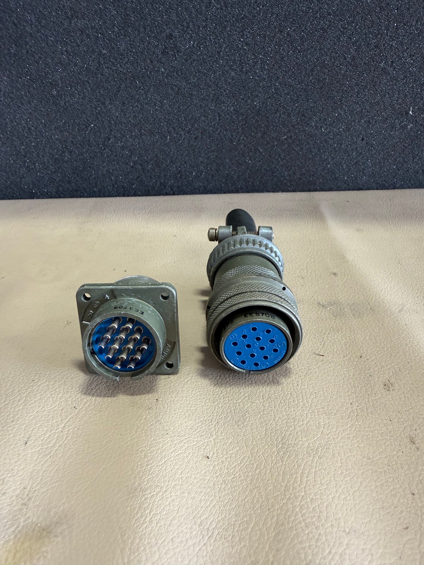 Amphenol Industrial Connector | P/N MS3106A20-27S | P/N MS3102A20-27P