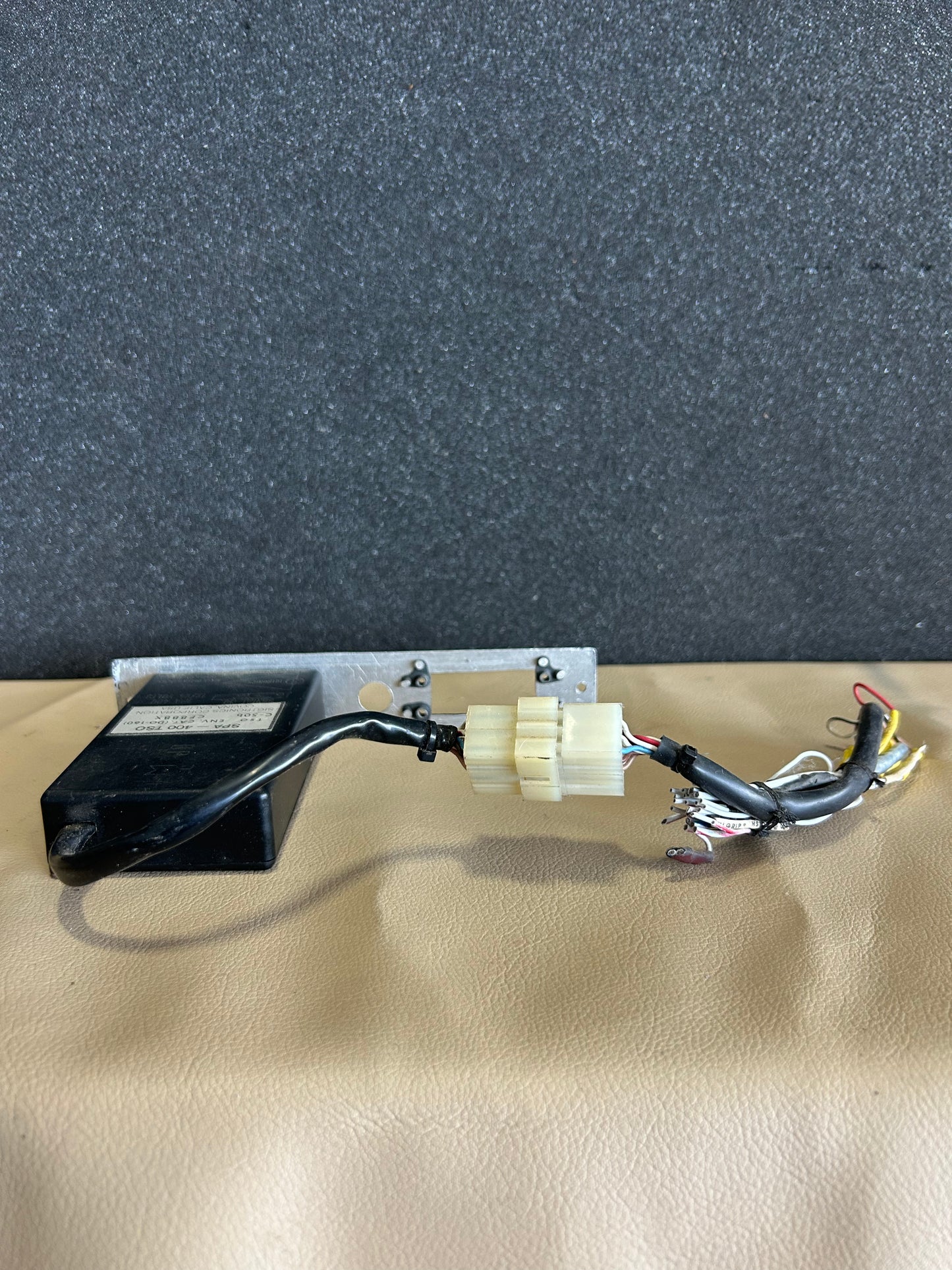 Sigtronics | 4-Place Intercom | P/N SPA-400