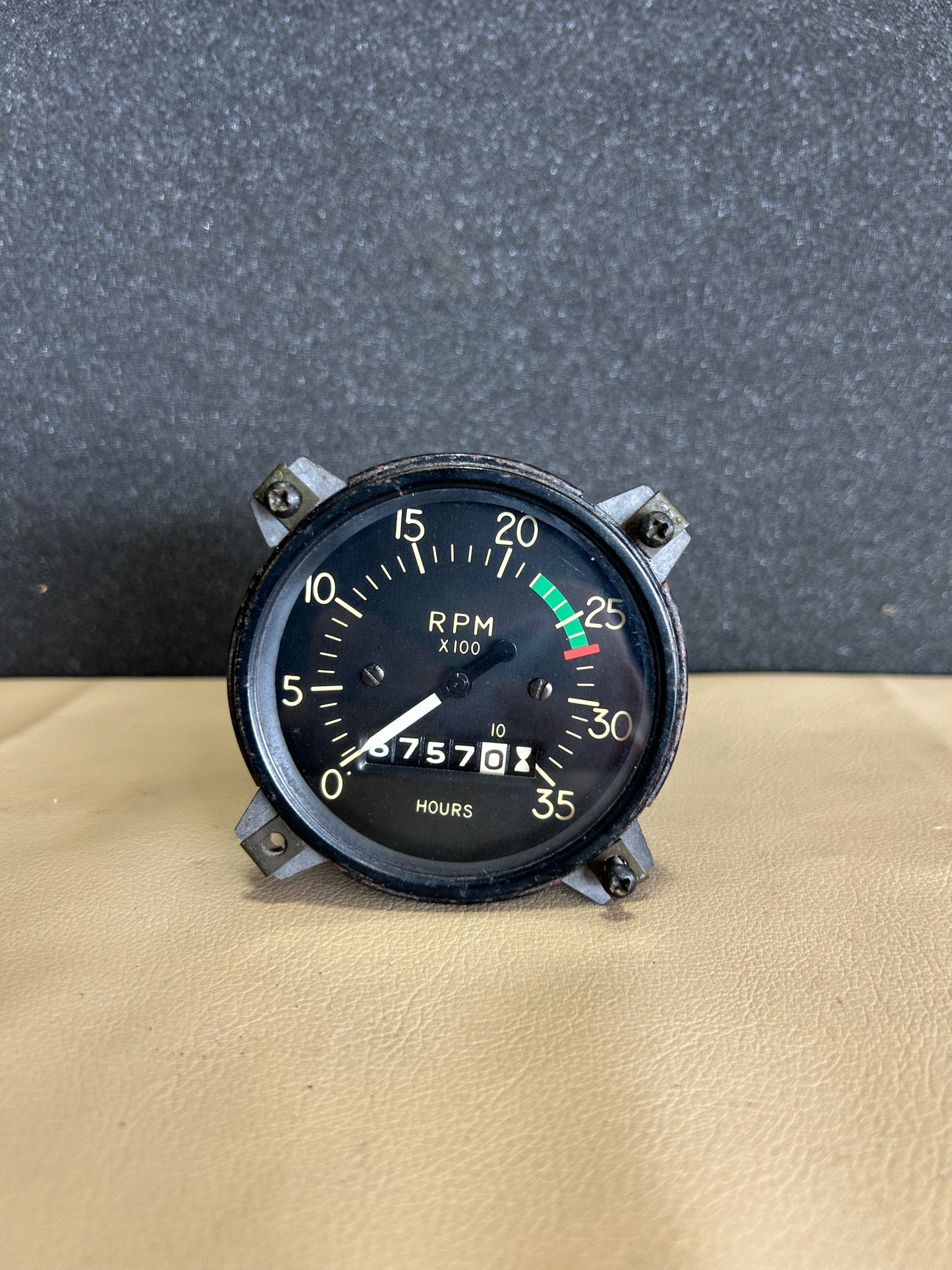 Stewart Warner | Tachometer | P/N 828676