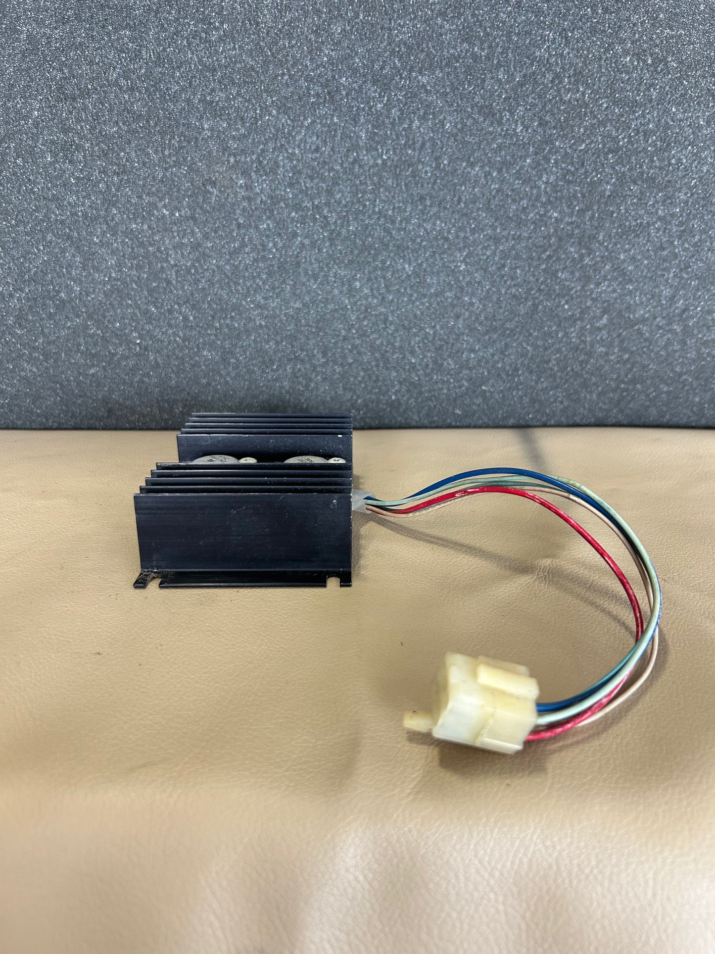 Power Transistors | P/N 489-400