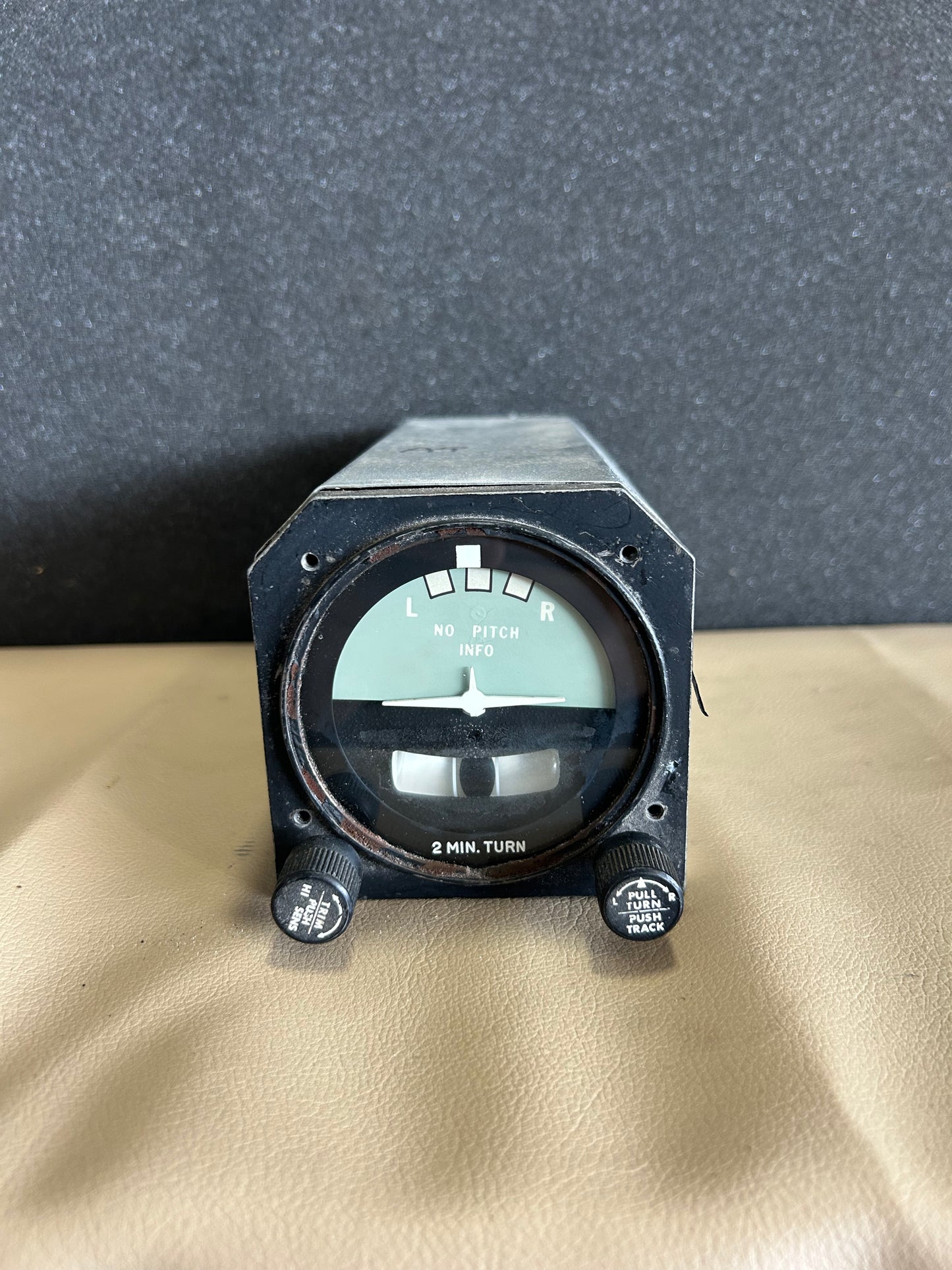 Turn and Slip Indicator | P/N 52D75-4M-28