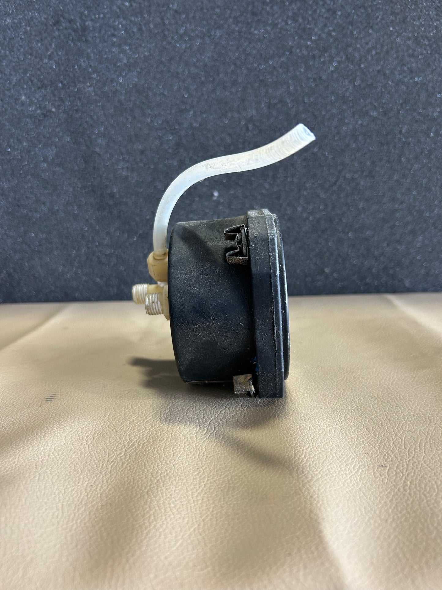 Cessna | Airspeed Indicator | P/N EA5174-17-CES