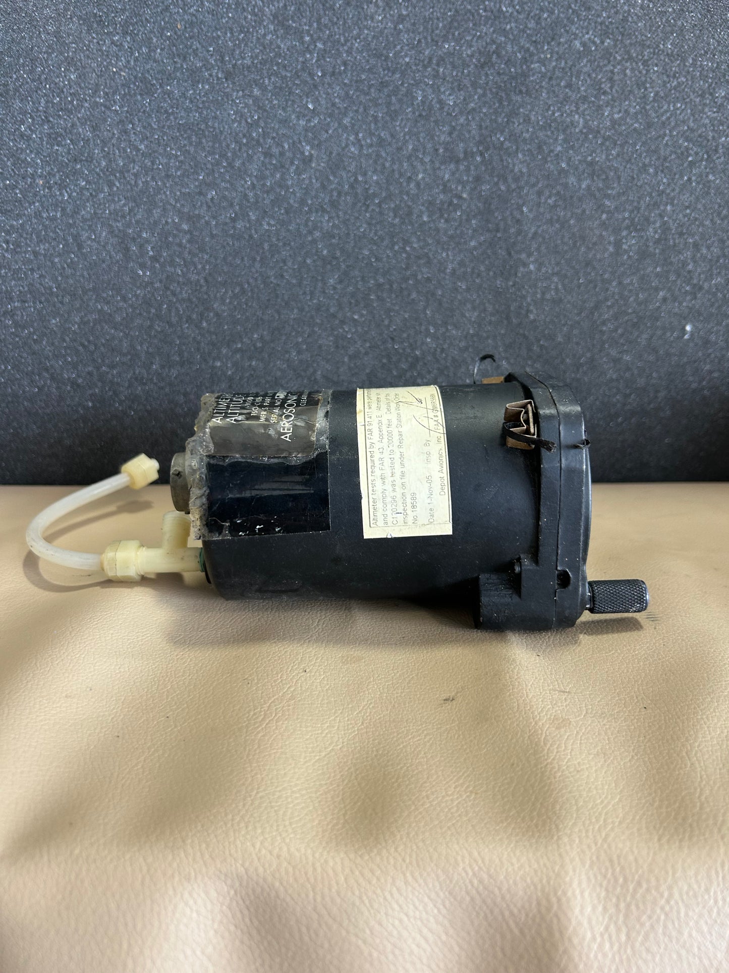 Aerosonic Altimiter | P/N 101627-01696