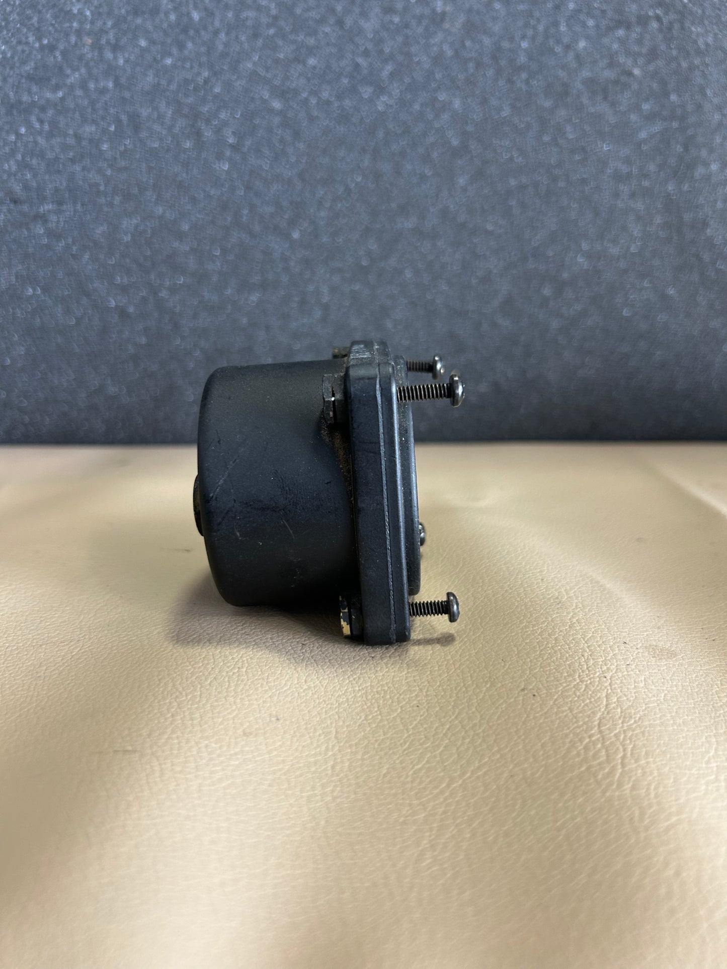 Beechcraft Suction Indicator Guage