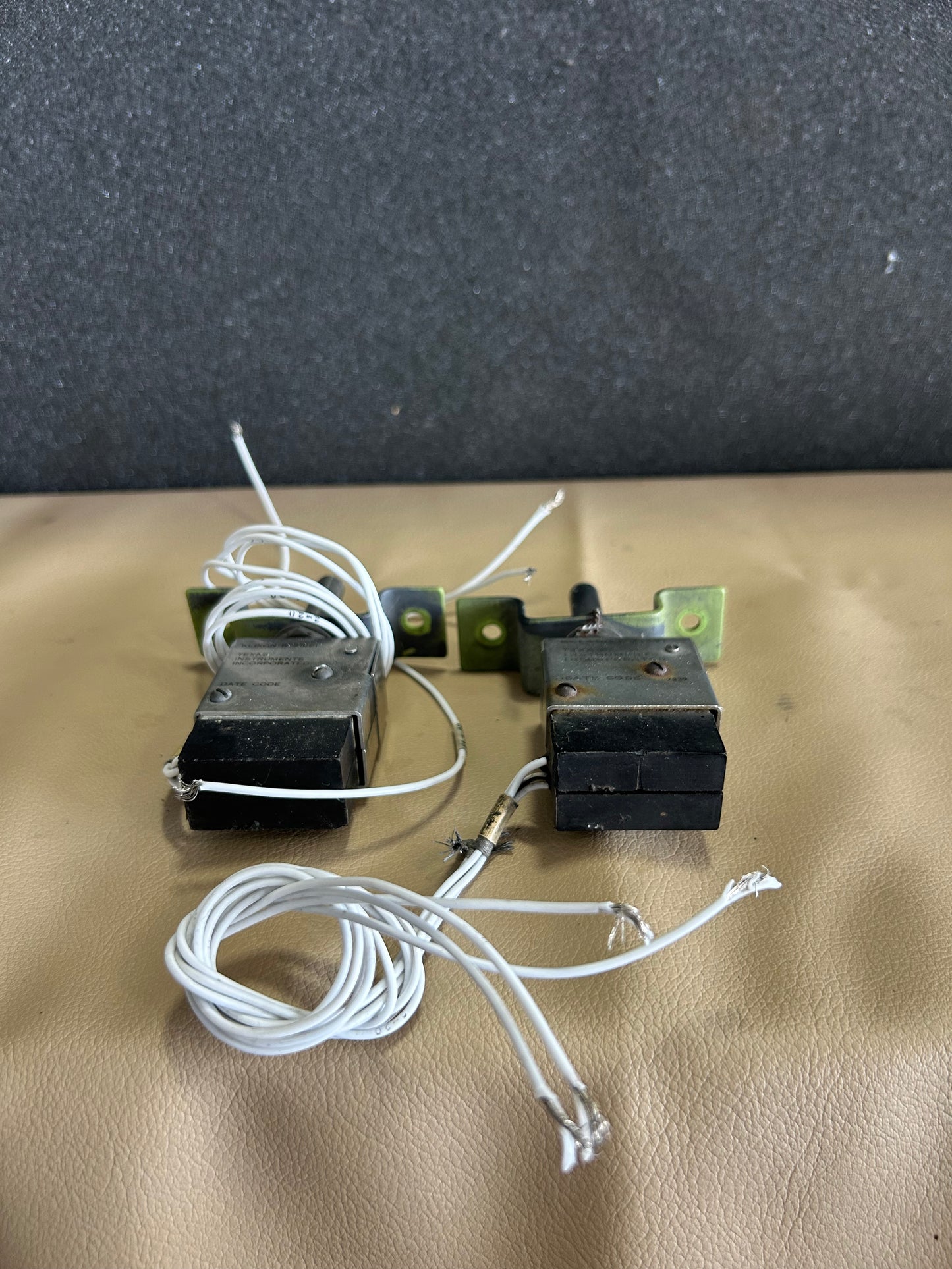 Klixon Temperature Switch Assembly | P/N R-21681