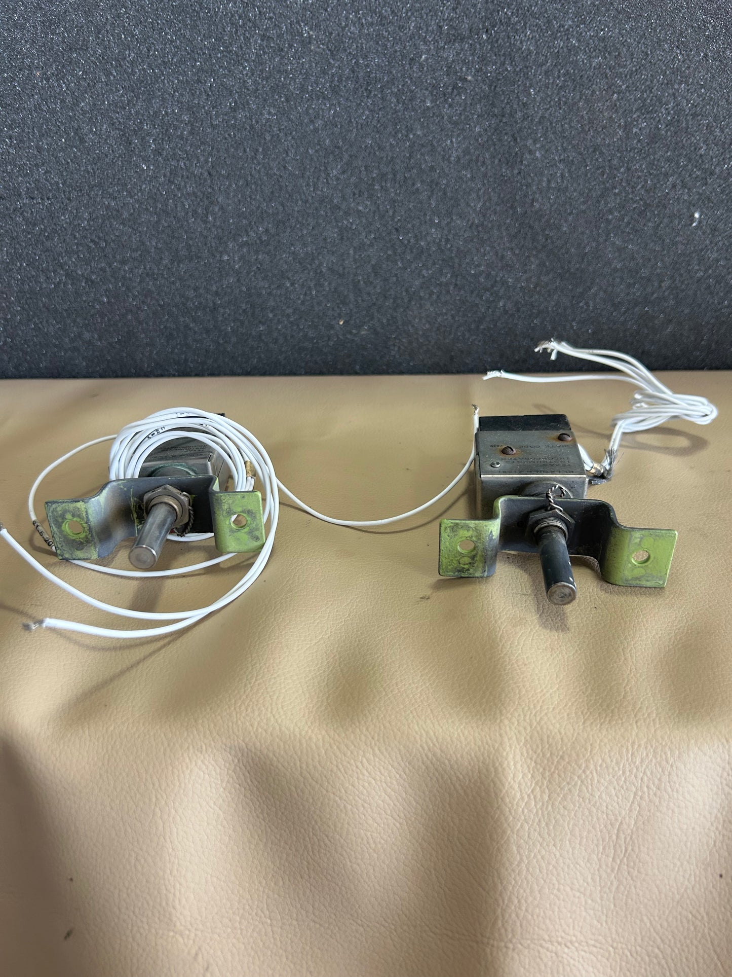 Klixon Temperature Switch Assembly | P/N R-21681