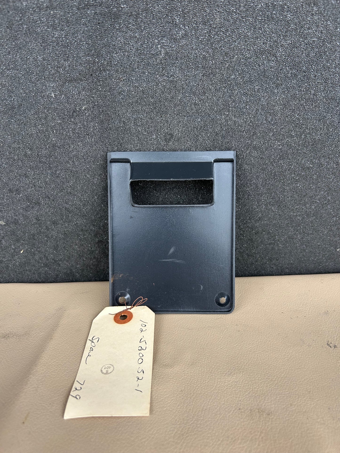 Cessna Decal-Shoulder Harness | P/N 102-530052-1
