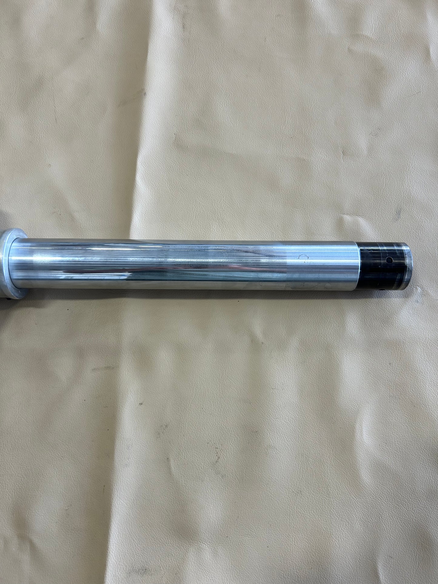 Piper Aztec PA-23-250 | Nose Gear Fork W/ Tube | P/N 31792-02