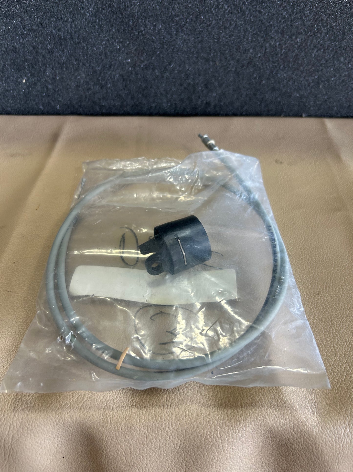 Piper Malibu Seatback Release Cable and Actuator | P/N 598-550 | Alt. (84811-2)