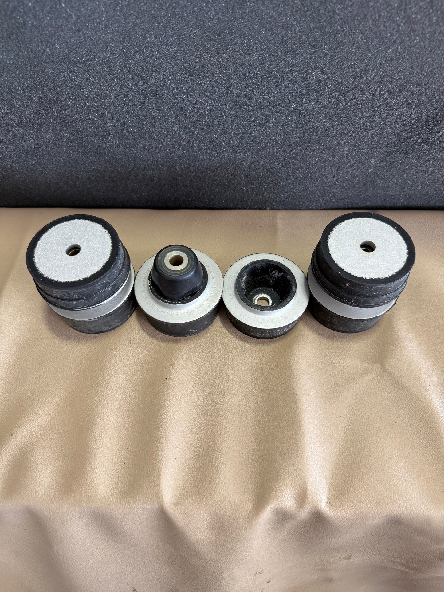 Lord Engine Mount | P/N C299501-0101