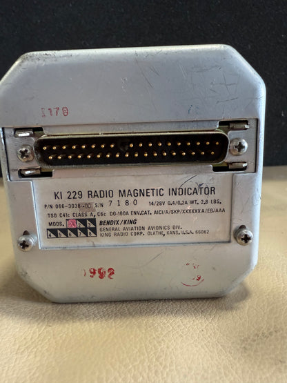 Bendix / King KI-229 Radio Magnetic Indicator | P/N 066-3038-00