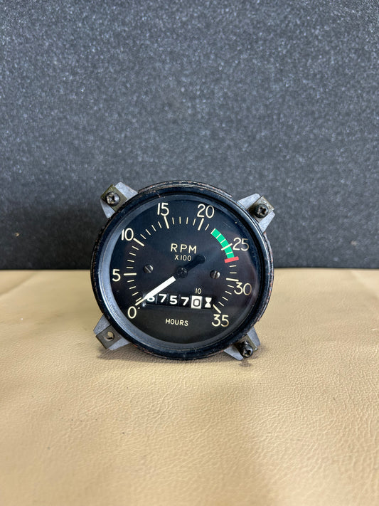 Stewart Warner | Tachometer | P/N 828676