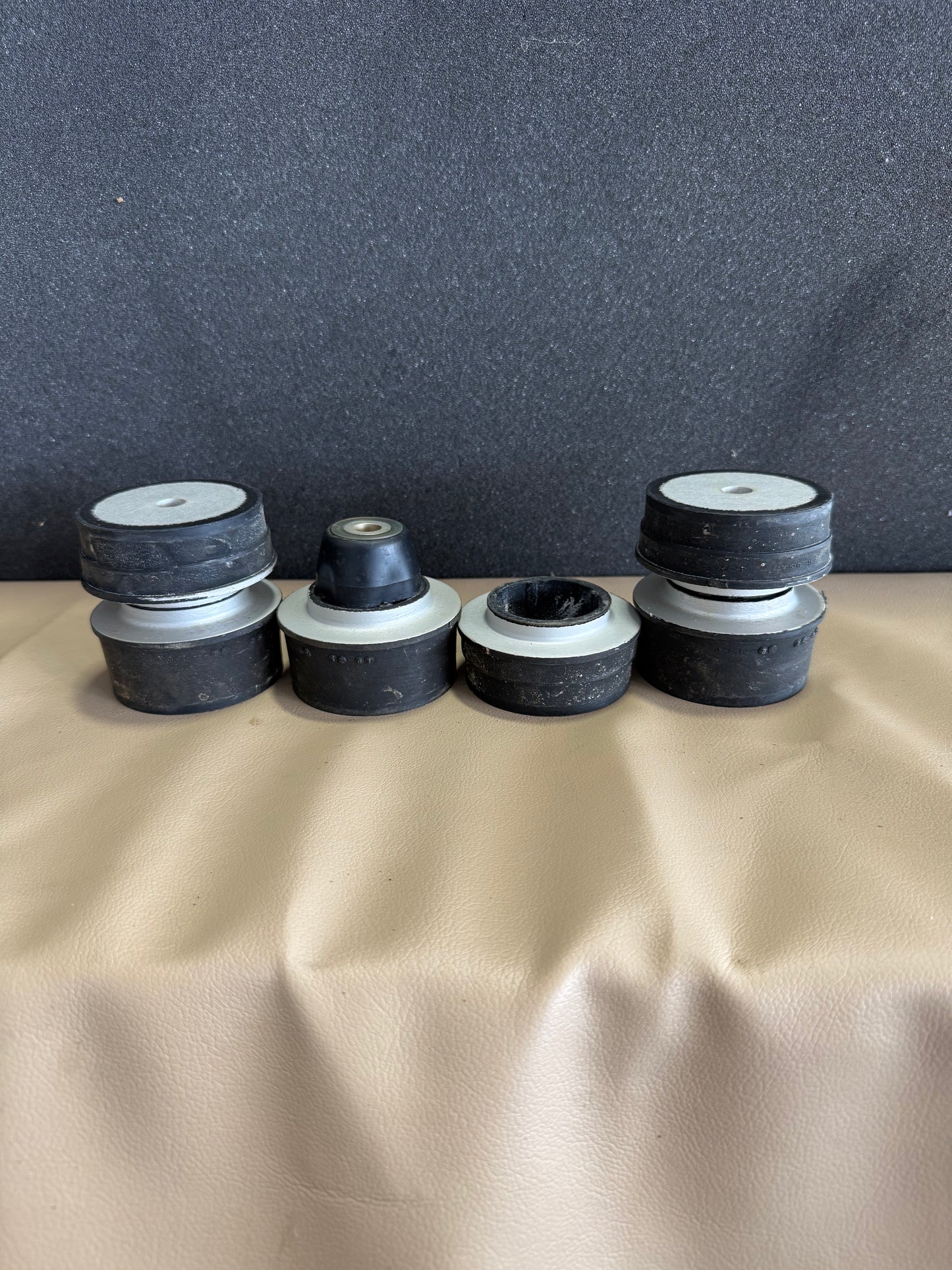 Lord Engine Mount | P/N C299501-0101