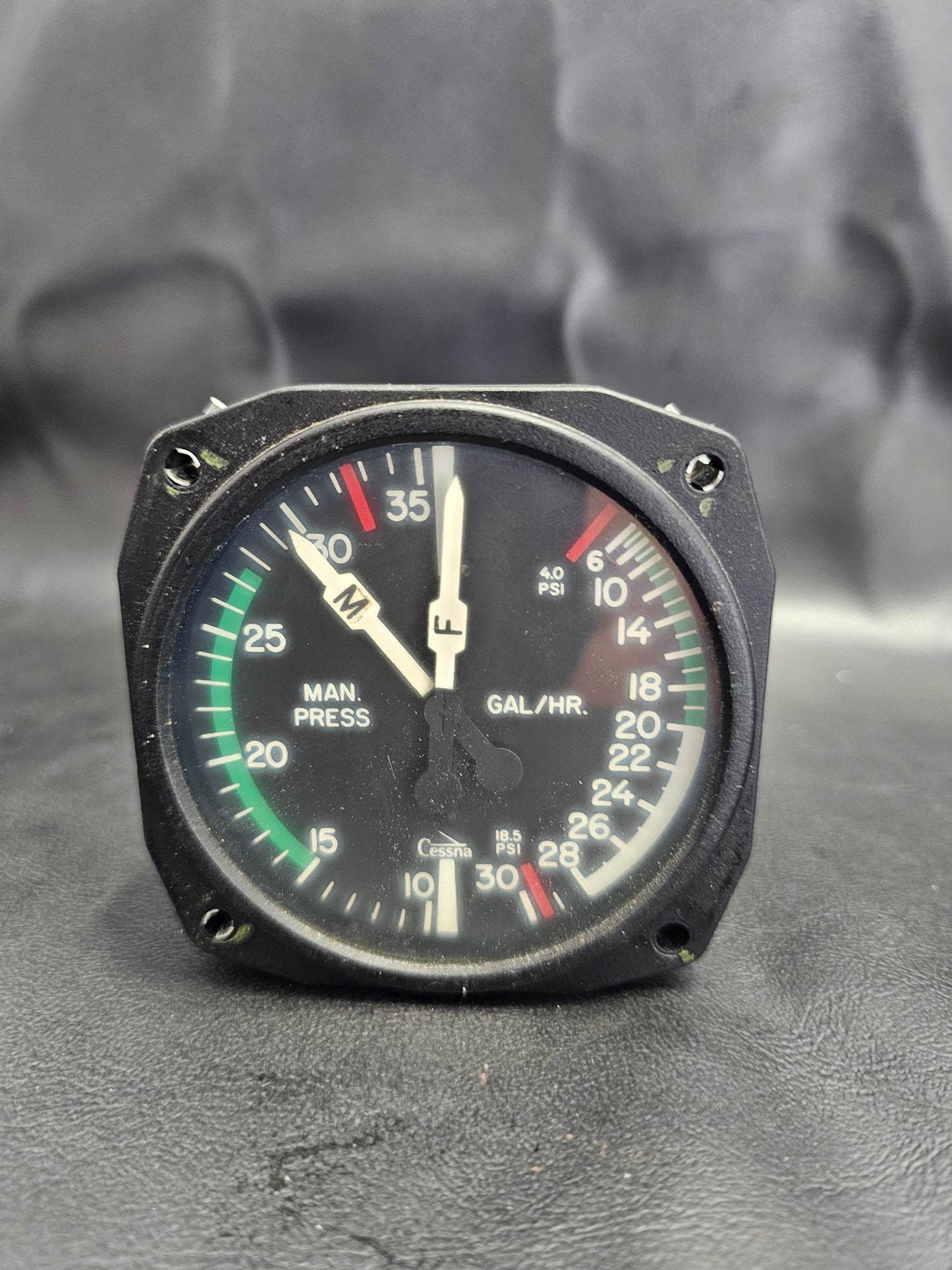 Manifold Pressure Gauge - PN# C662001-0103